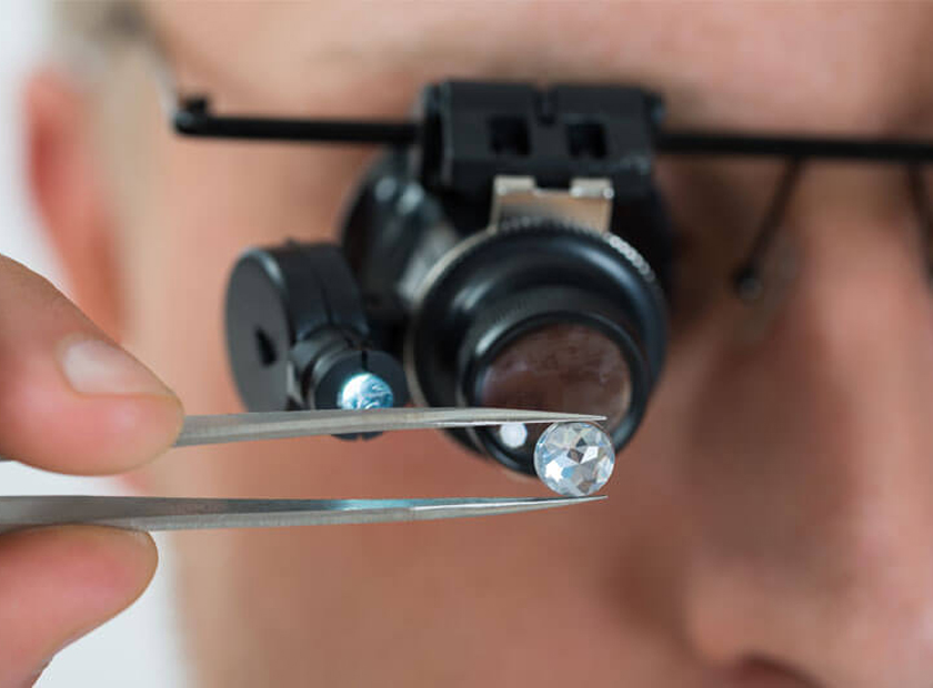 Cubic Zirconia vs Man-Made Diamonds : What Is Cubic Zirconia