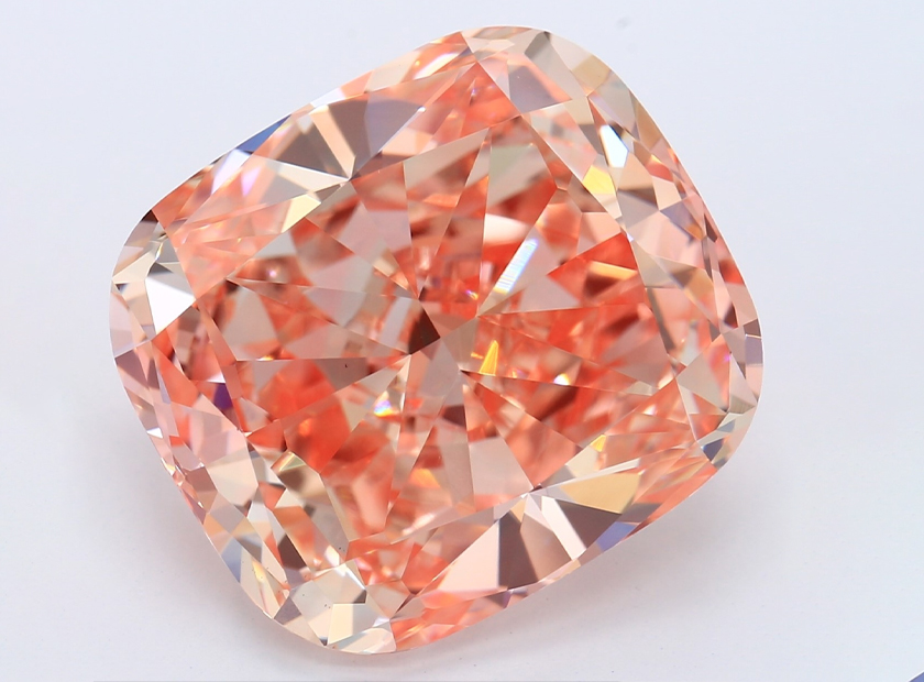 Colored Lab-Grown Diamonds Are Available in A Spectrum of Shades