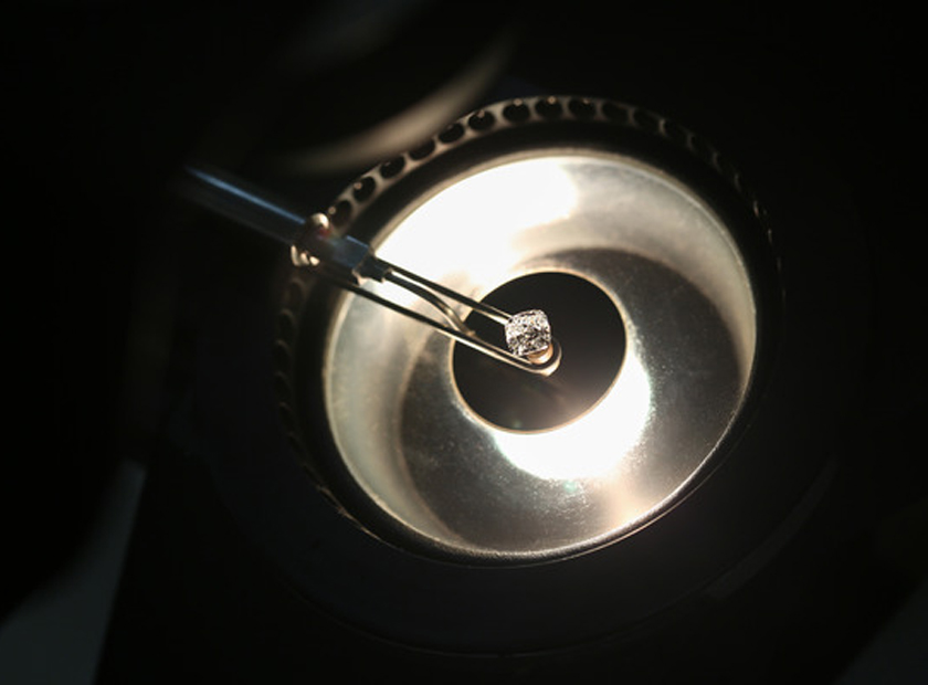 How Lab Grown Diamonds Are Challenging the Mined Diamond Industry